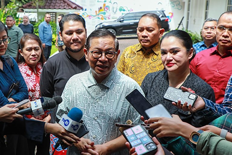 Redam Tawuran, Pramono Anung Ajak Warga Manggarai Berdamai Lewat Berselawat