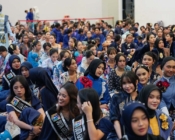 Swarna Biru: 498 Perempuan Berkebaya Tampilkan Wastra Nusantara
