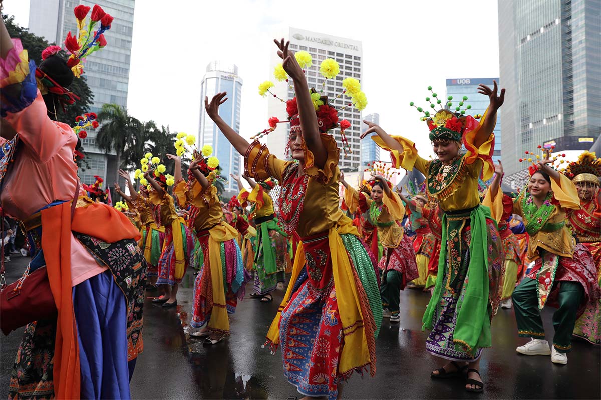 Tarian Tradisional Meriahkan Festival Budaya Jakarta Dalam Warna
