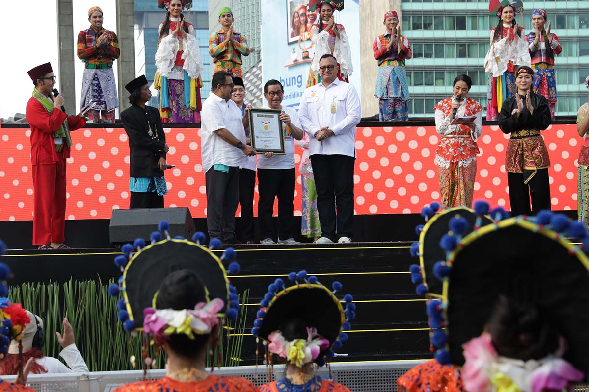 Tarian Tradisional Meriahkan Festival Budaya Jakarta Dalam Warna

