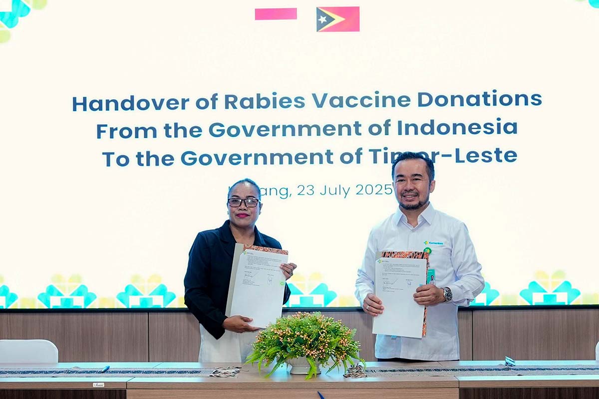 Bantu Atasi KLB, Indonesia Kirim 2.000 Vaksin Rabies ke Timor-Leste