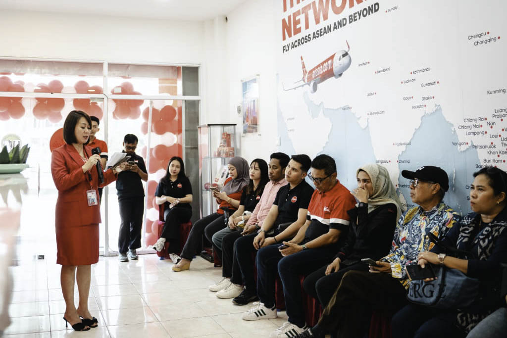 Dorong Pertumbuhan Wisata di Kalimantan, AirAsia Buka Tiga Rute Penerbangan