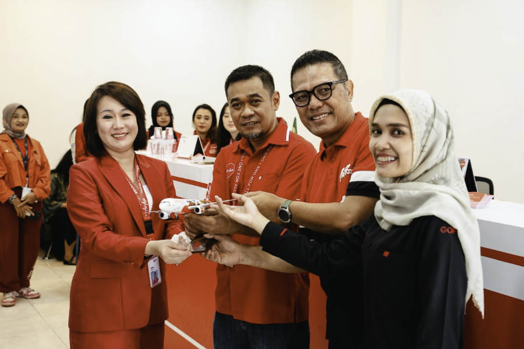 Dorong Pertumbuhan Wisata di Kalimantan, AirAsia Buka Tiga Rute Penerbangan