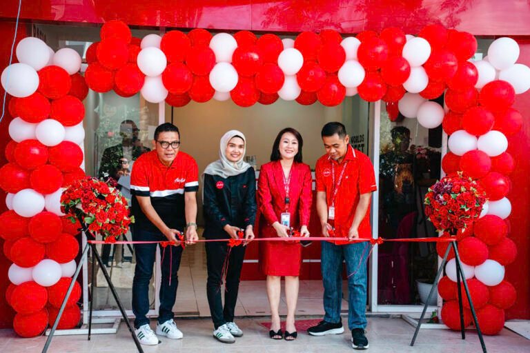 Dorong Pertumbuhan Wisata di Kalimantan, AirAsia Buka Tiga Rute Penerbangan