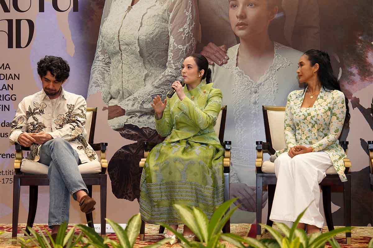 Pementasan Epik “Bunga Penutup Abad” Hidupkan Kembali Kisah Nyai Ontosoroh
