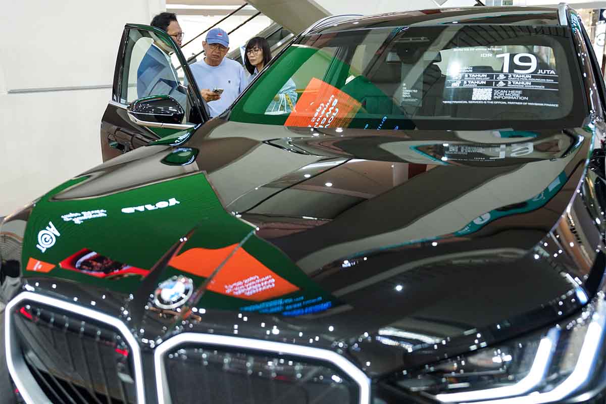 BMW Indonesia Bawa 5 Mobil Premium Terbaru di Mall Kelapa Gading
