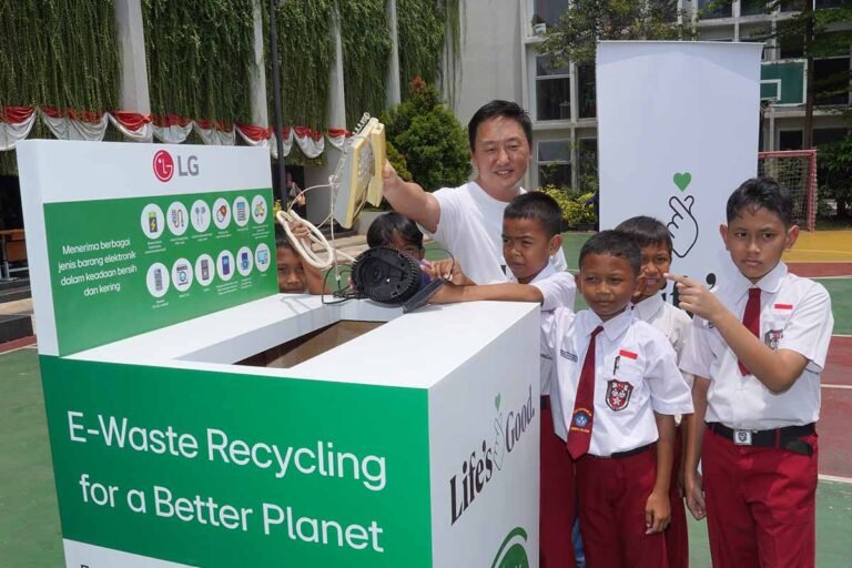 LG Ajak Anak Sekolah Jadi Pelopor Daur Ulang Sampah Elektronik