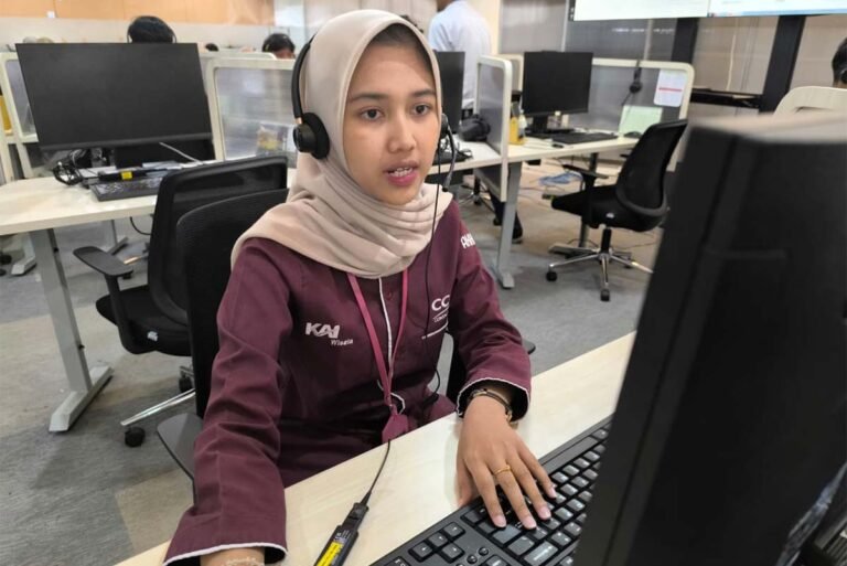 Penumpang Wajib Tahu, Nomor WhatsApp KAI121 Resmi Diganti