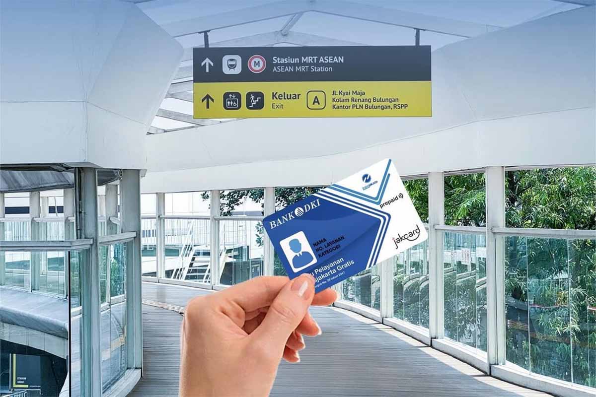 Transjakarta Bagikan 3.368 Kartu Gratis, Siapa Saja yang Bisa Nikmati Program Ini
