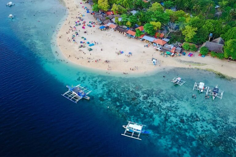 Liburan #DiIndonesiaAja, Pemerintah Siapkan Stimulus Besar untuk Wisatawan