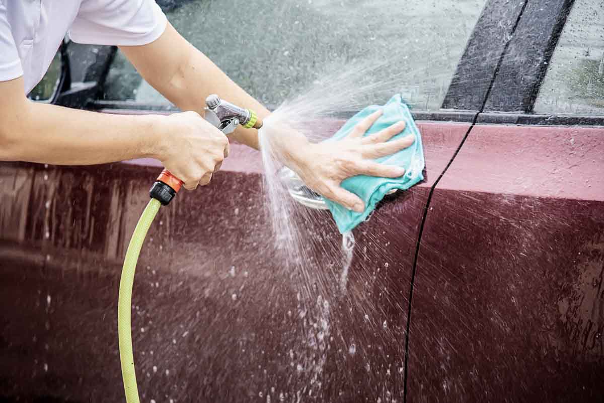 Jangan Biarkan Cat Mobil Cepat Kusam, Begini Cara Ampuh Melindunginya dari Sinar UV