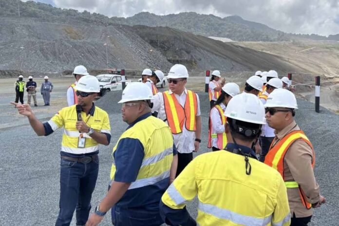 Puluhan TKA di Sumbawa Barat Tak Sesuai Alamat Izin, Imigrasi Turun Tangan Puluhan TKA di Sumbawa Barat Tak Sesuai Alamat Izin, Imigrasi Turun Tangan