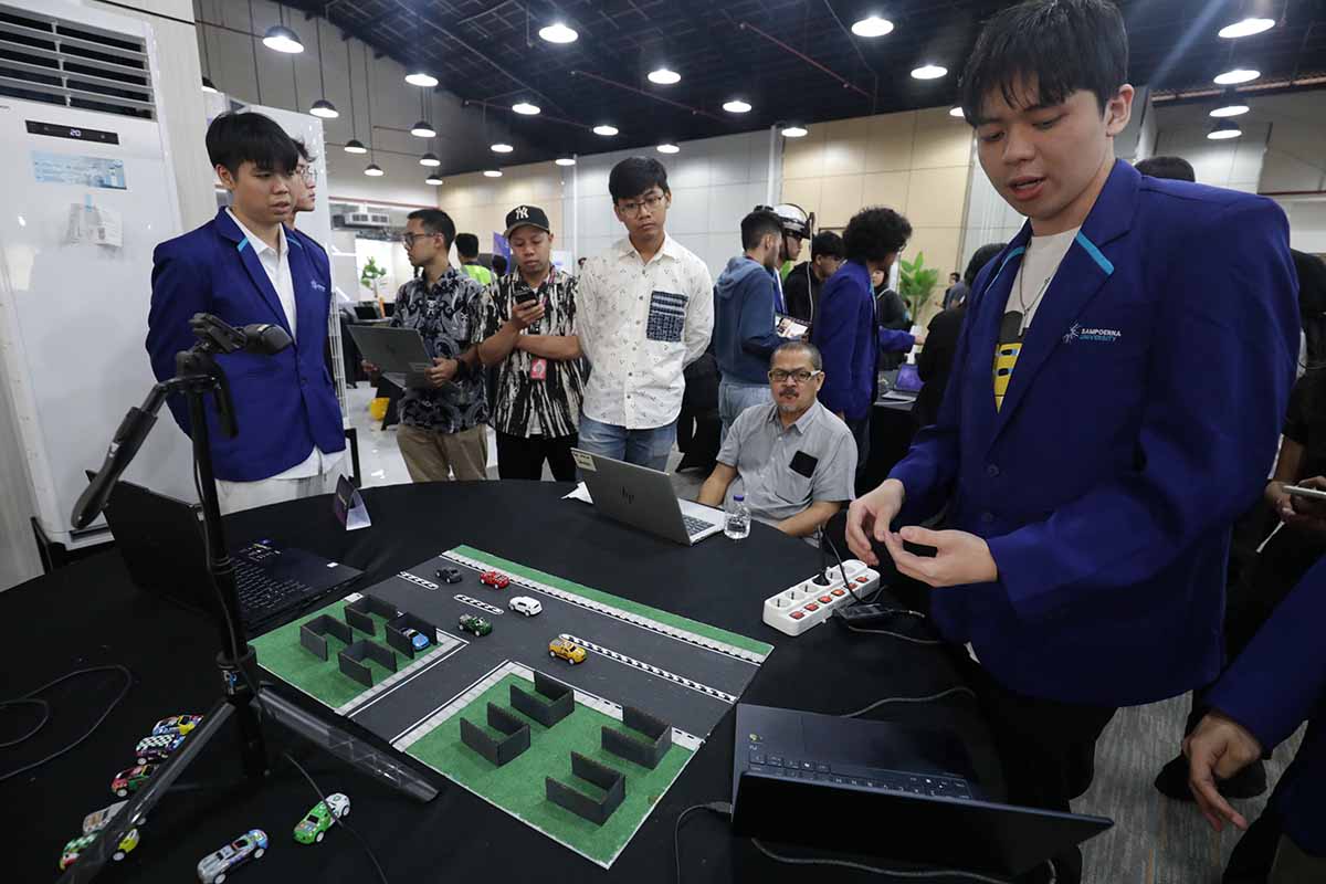 Pertarungan Inovasi 24 Jam, Ini Deretan Teknologi Futuristik dari Hackathon 2025