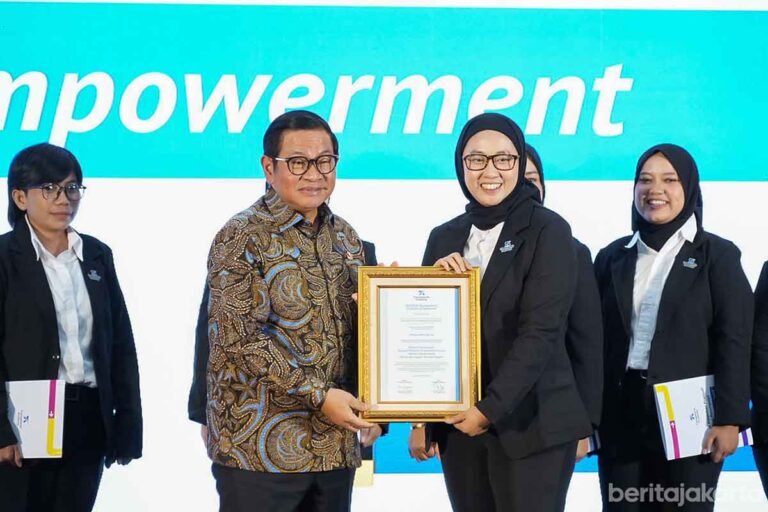 Lulus Pelatihan, 13 Perempuan Siap Jadi Pengemudi Bus TransJakarta di Jakarta