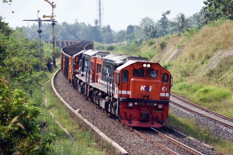Dari Rel untuk Energi: Angkutan Batu Bara KAI Tembus 47 Juta Ton, Naik 4,3 Persen