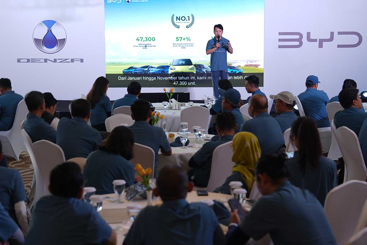 EV Makin Ngebut, BYD dan DENZA Pimpin Tren Mobil Listrik