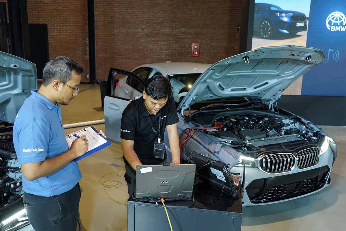 Delapan Teknisi Adu Keahlian dalam BMW Technician Excellence Competition 2025