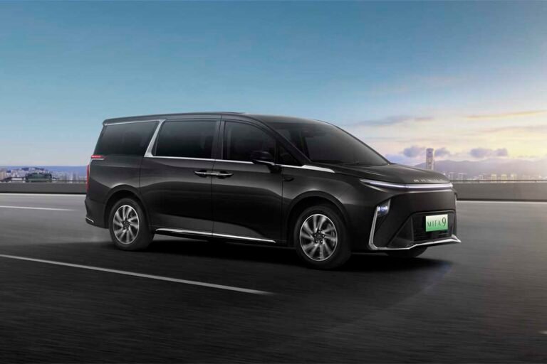 Grab Resmi Pakai Maxus Mifa 9, Layanan Premium Ini Bikin Penumpang Auto Mewah