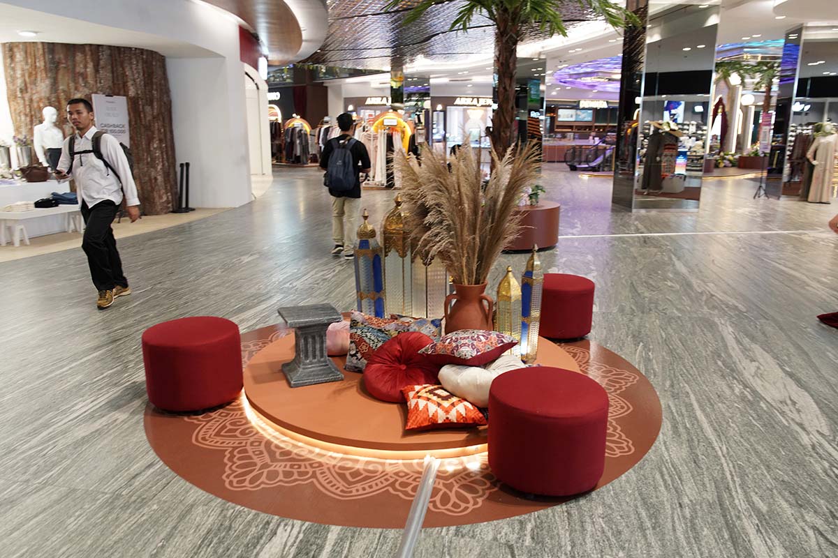 Serenity Aura Warnai Ramadan di Lippo Mall Nusantara dengan Dekorasi Timur
