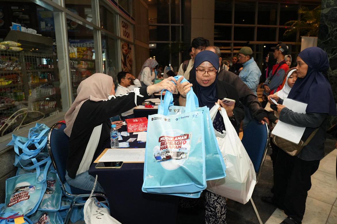 Mudik Nyaman Tanpa Biaya, IDSurvey Siapkan Bus dan Kereta untuk 1.400 Pemudik