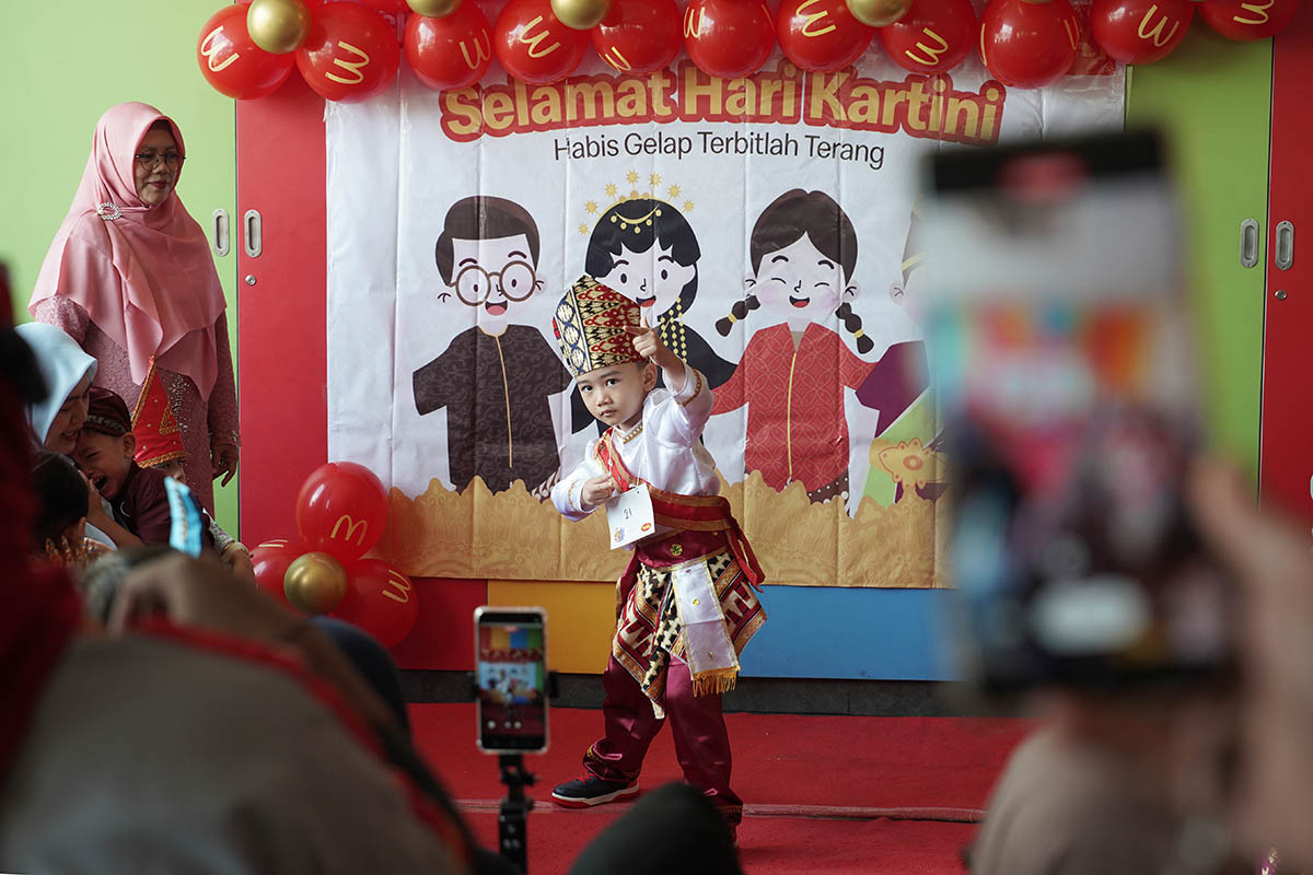 Bikin Gemas, Fashion Show Anak PAUD Warnai Peringatan Hari Kartini