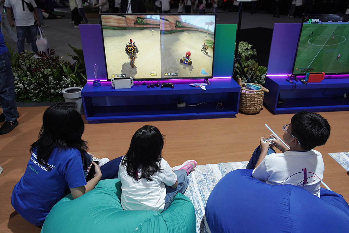 Setahun XLSMART, Pendapatan Melonjak 23 Persen, 73 Juta Pelanggan Terlayani