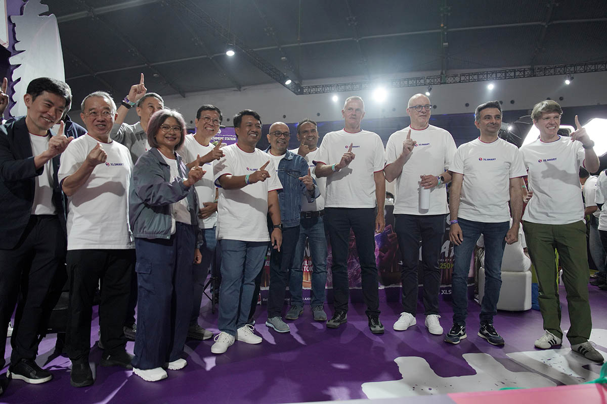 Setahun XLSMART, Pendapatan Melonjak 23 Persen, 73 Juta Pelanggan Terlayani
