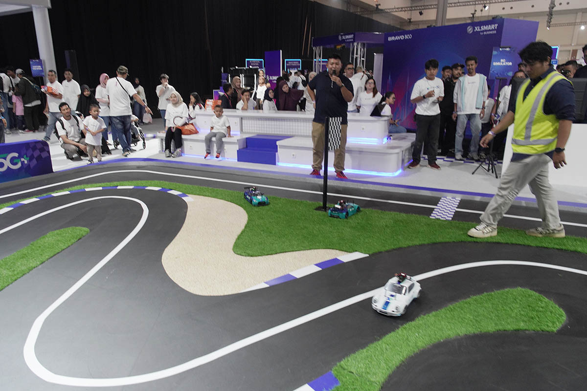 Setahun XLSMART, Pendapatan Melonjak 23 Persen, 73 Juta Pelanggan Terlayani