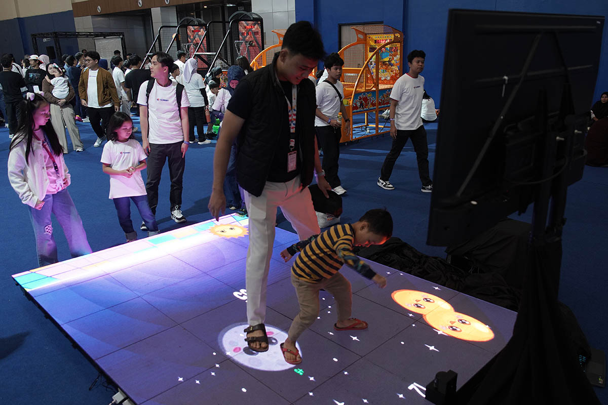 Setahun XLSMART, Pendapatan Melonjak 23 Persen, 73 Juta Pelanggan Terlayani