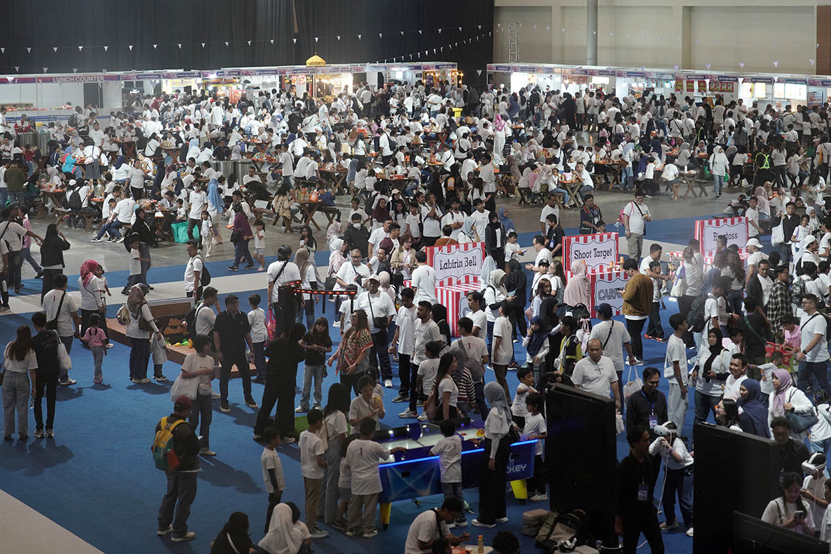 Setahun XLSMART, Pendapatan Melonjak 23 Persen, 73 Juta Pelanggan Terlayani