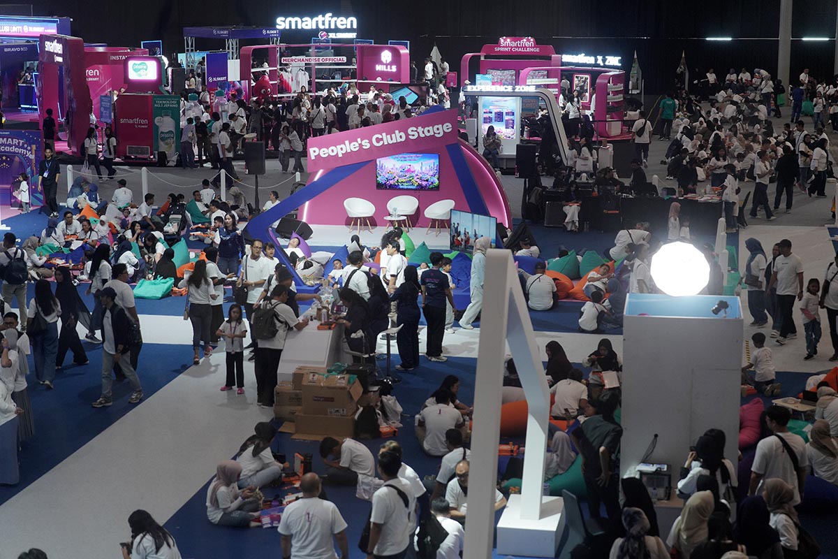 Setahun XLSMART, Pendapatan Melonjak 23 Persen, 73 Juta Pelanggan Terlayani