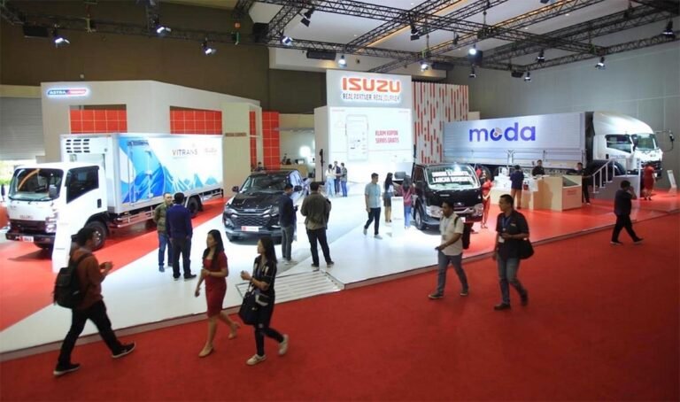 Laris Manis, Isuzu Borong 354 Unit Pesanan di GIICOMVEC 2026