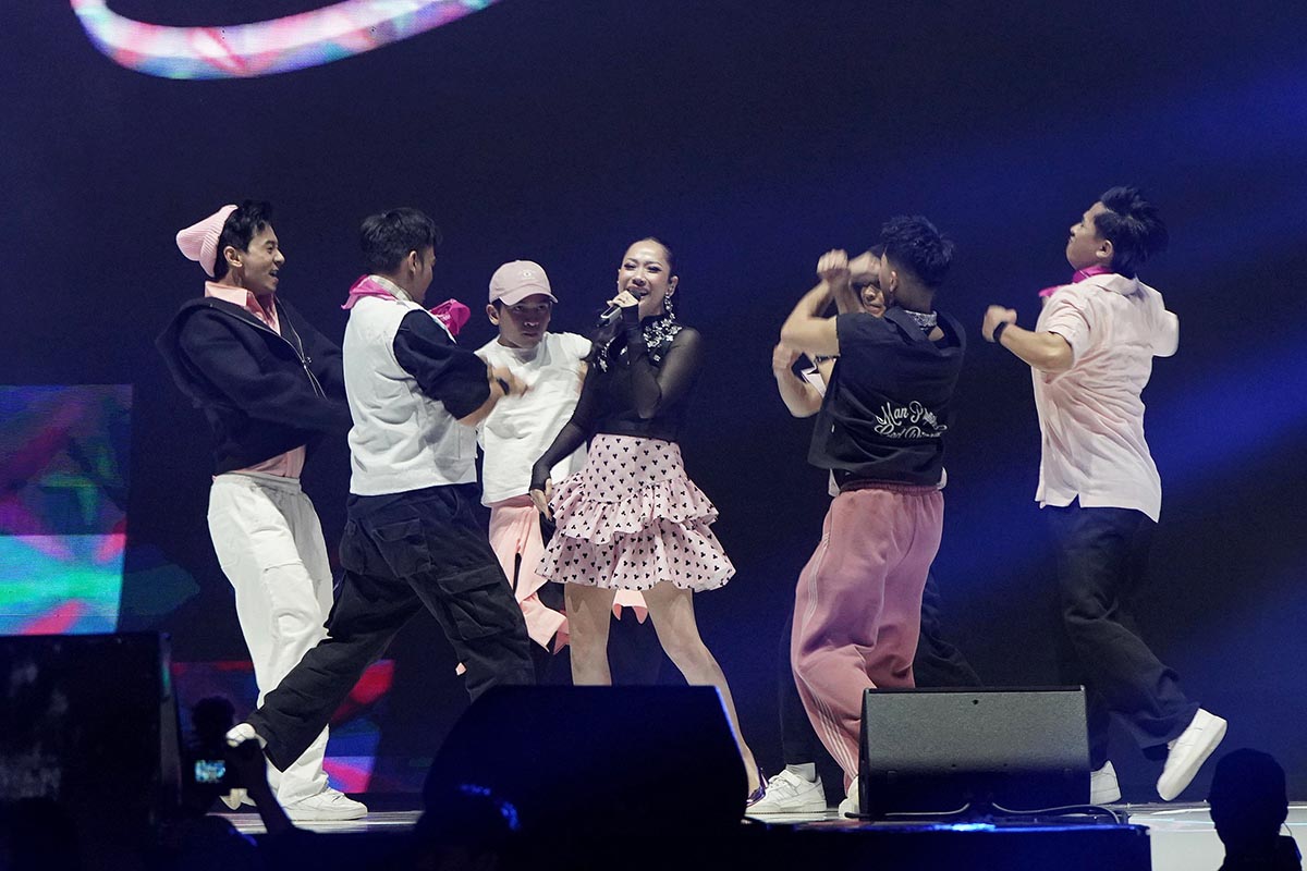 BCL Curi Perhatian Ribuan Penonton di Panggung XLSMART