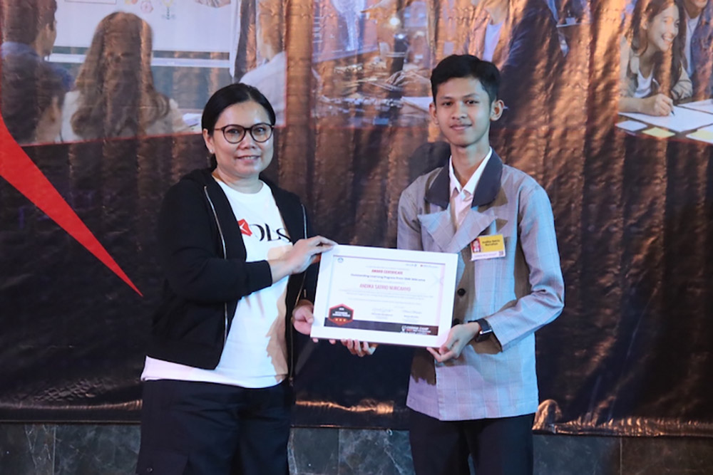 Siap Hadapi Era AI, Ribuan Siswa SMK Ikut Coding Camp DBS