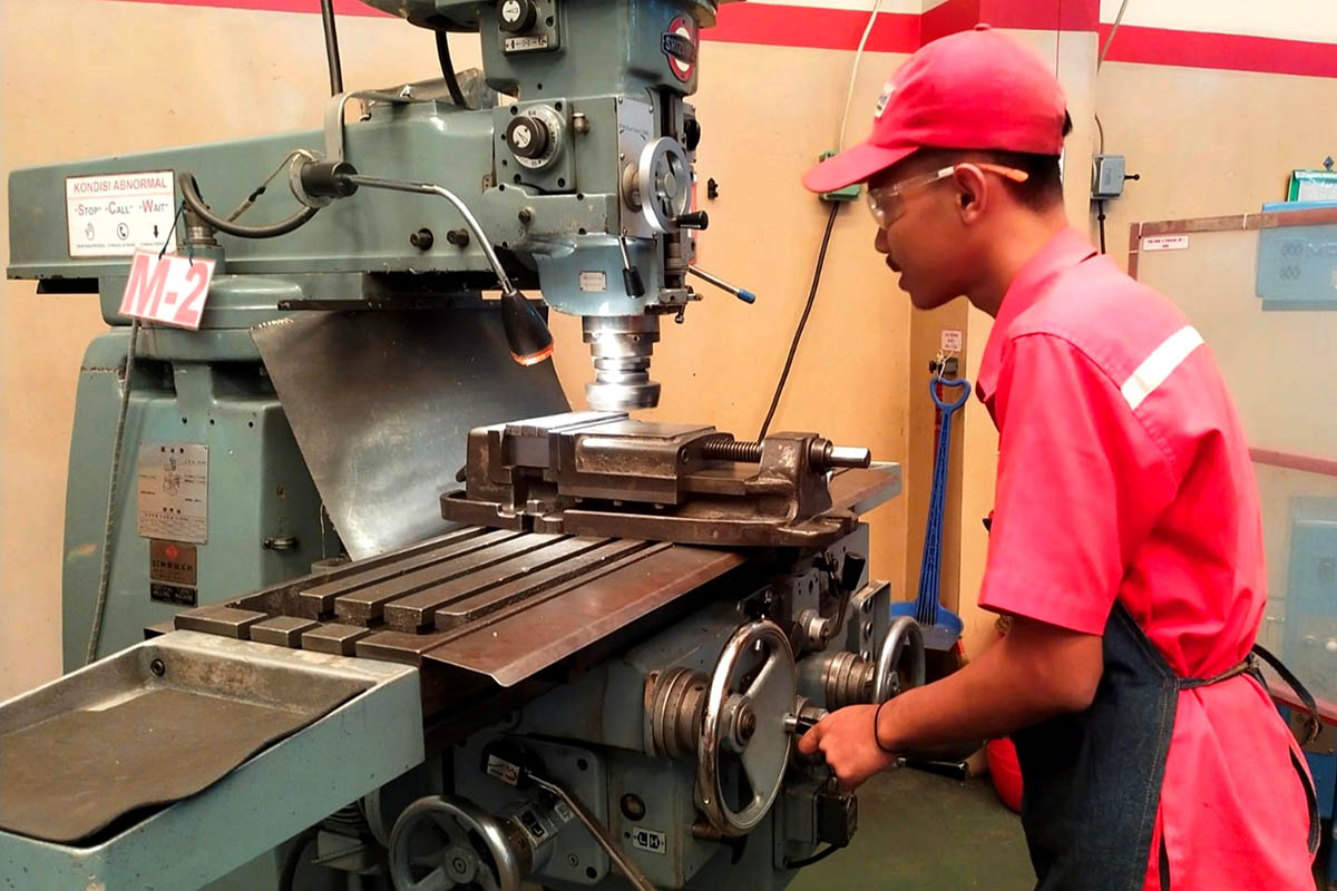 SIG Tancap Gas Belanja Suku Cadang Lokal yang Tembus Rp809 Miliar