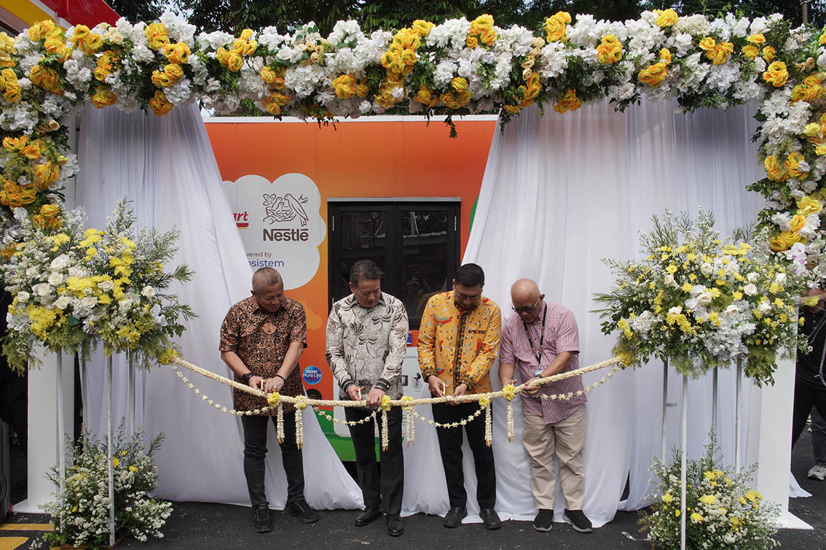 Warga Kini Bisa Buang Sampah Dapat Voucher Belanja, Begini Caranya