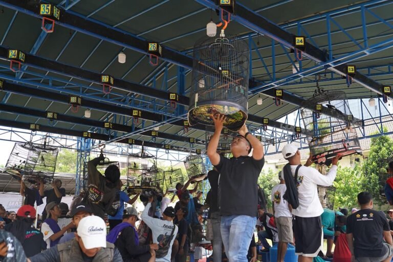 Hobi Jadi Cuan, Mendag Sebut Komunitas Burung Kicau Dongkrak Ekonomi