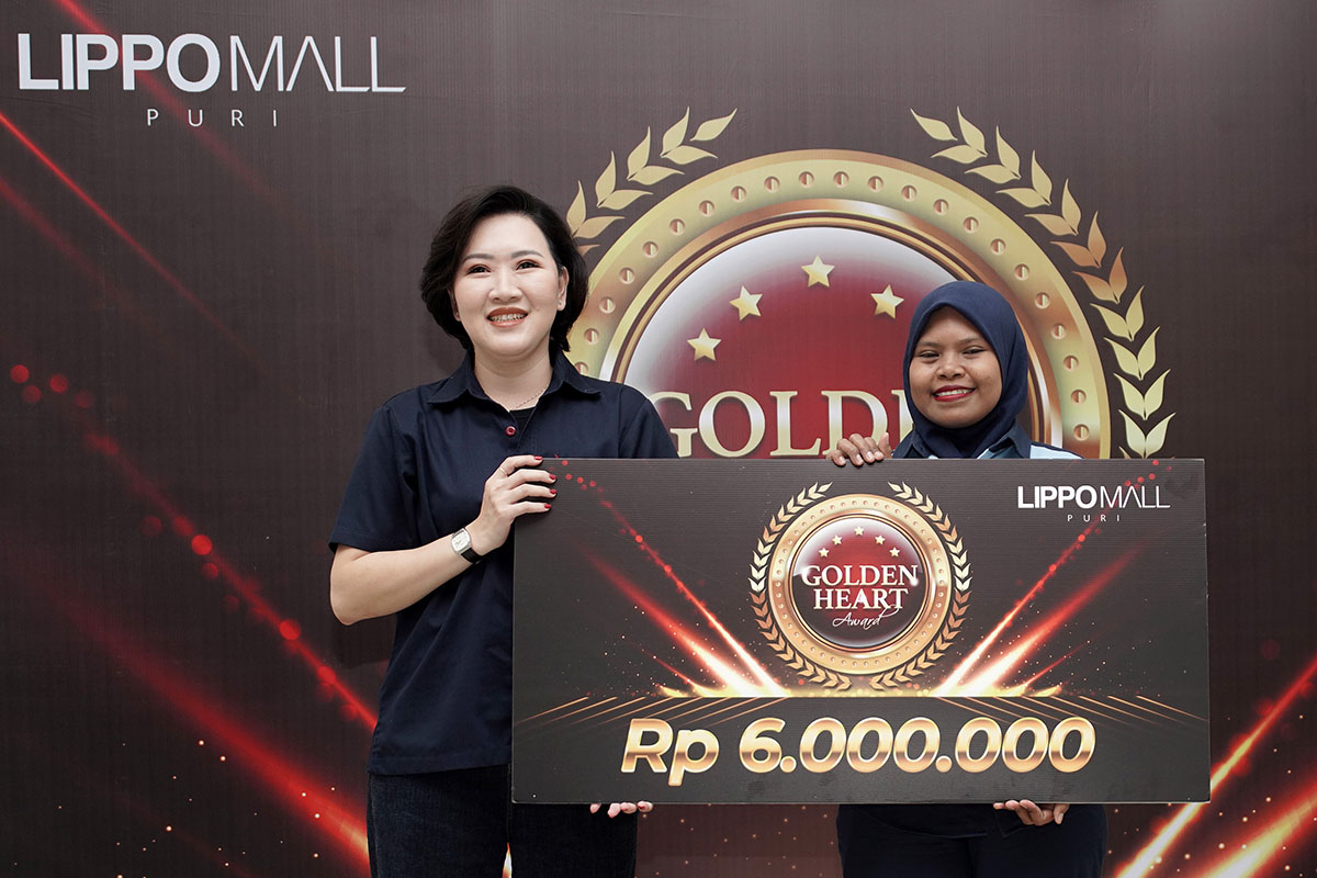 Ribuan Barang Pengunjung Mall Dikembalikan, Sosok Frontliner Ini Diguyur Penghargaan