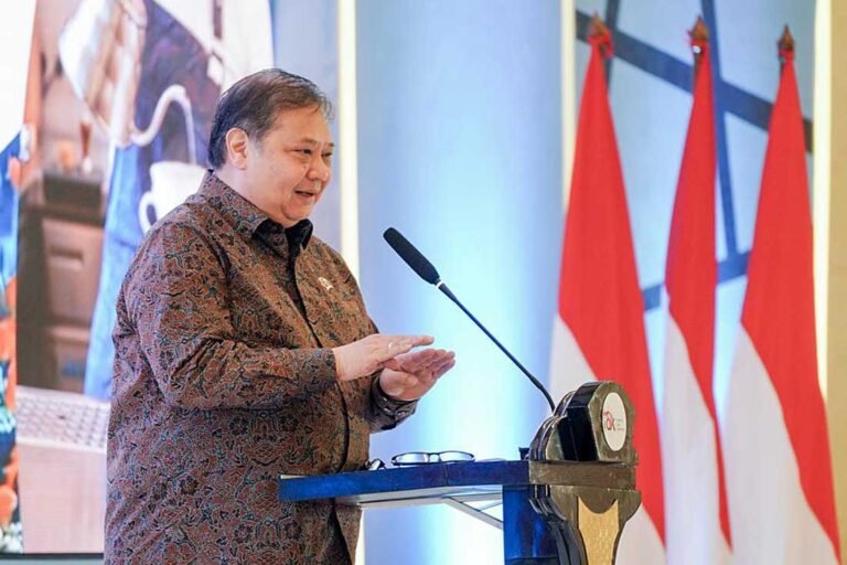 Pemerintah Pangkas Pajak Penulis Jadi 1,5 Persen, Berlaku Mulai Semester II