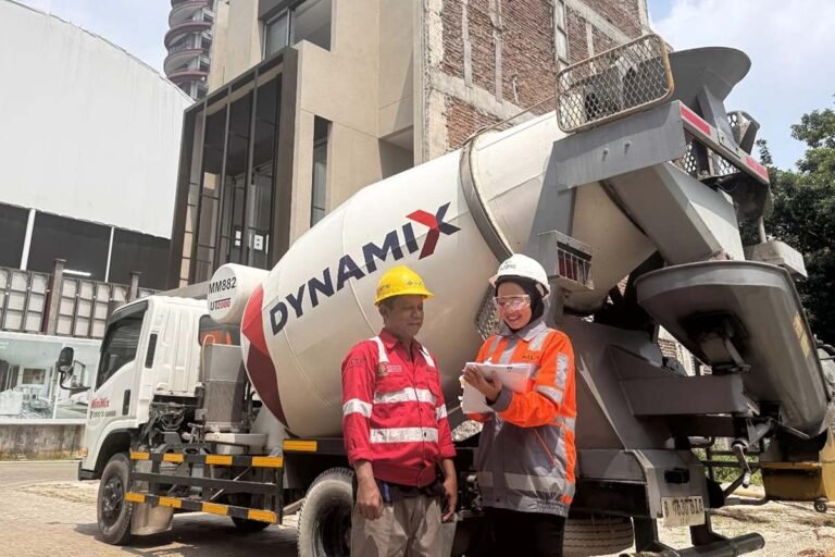 SIG Bidik Permukiman Padat, Beton MiniMix Kini Bisa Masuk Gang Sempit
