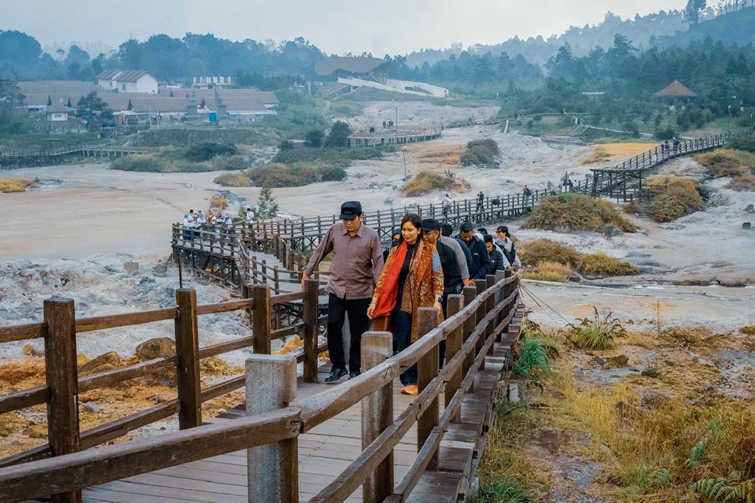 Dieng Bakal Sambut 34 Ribu Wisatawan, Wamenpar Minta SOP dan Mitigasi Risiko Diperkuat