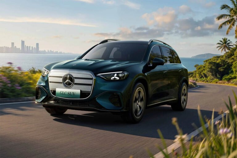 Mercedes-Benz GLC EV Mengaspal, Teknologi AI hingga Dolby Atmos Jadi Andalan
