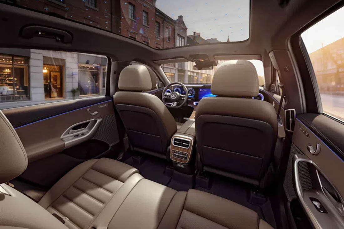 Mercedes-Benz GLC EV Mengaspal, Teknologi AI hingga Dolby Atmos Jadi Andalan