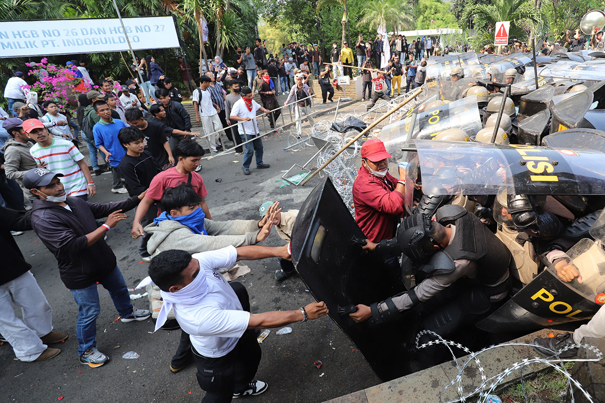 Hotel Sultan Dieksekusi, Konflik Panjang Pemerintah dan PT Indobuildco
