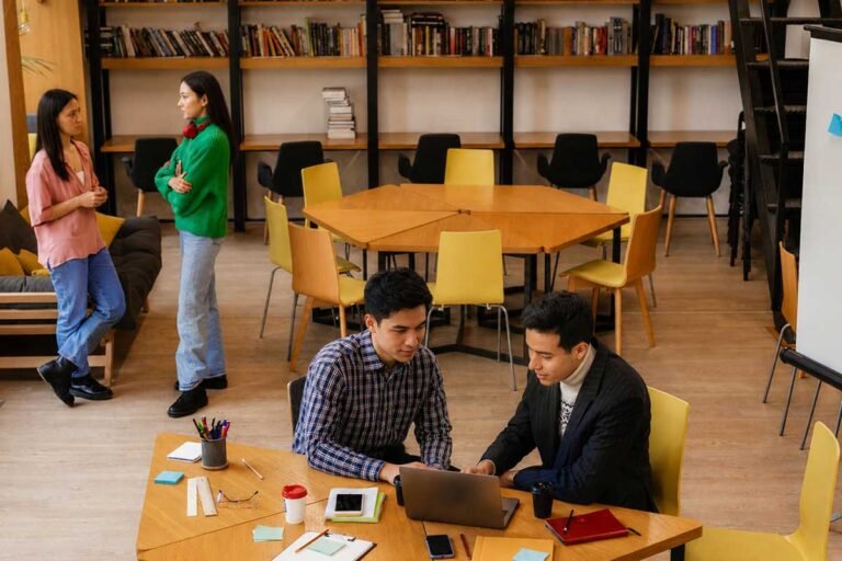 Viral Isu 60 Ribu Mahasiswa Mundur dari PTN, Mendikti Beri Penjelasan
