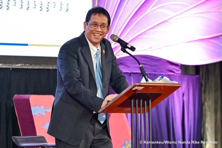 MK Ketok Palu, Anggaran MBG Keluar dari Pos Pendidikan Berlaku APBN 2028