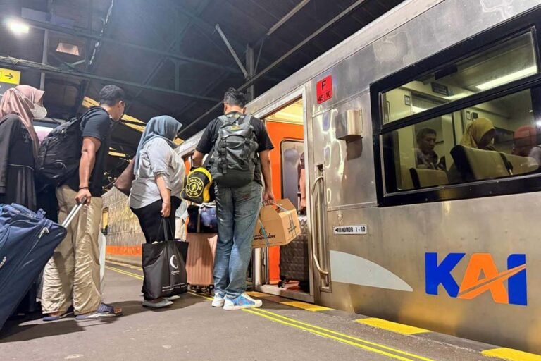 Diskon Tiket Kereta 30 Persen Diserbu, KAI Catat Lebih dari 1,3 Juta Pengguna