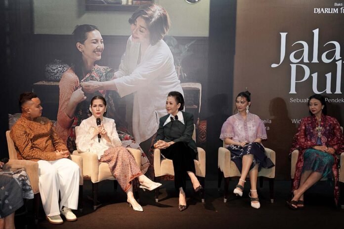 Jalan Pulang, Film yang Ungkap Makna Kebaya Lebih dari Sekadar Busana Tradisional
