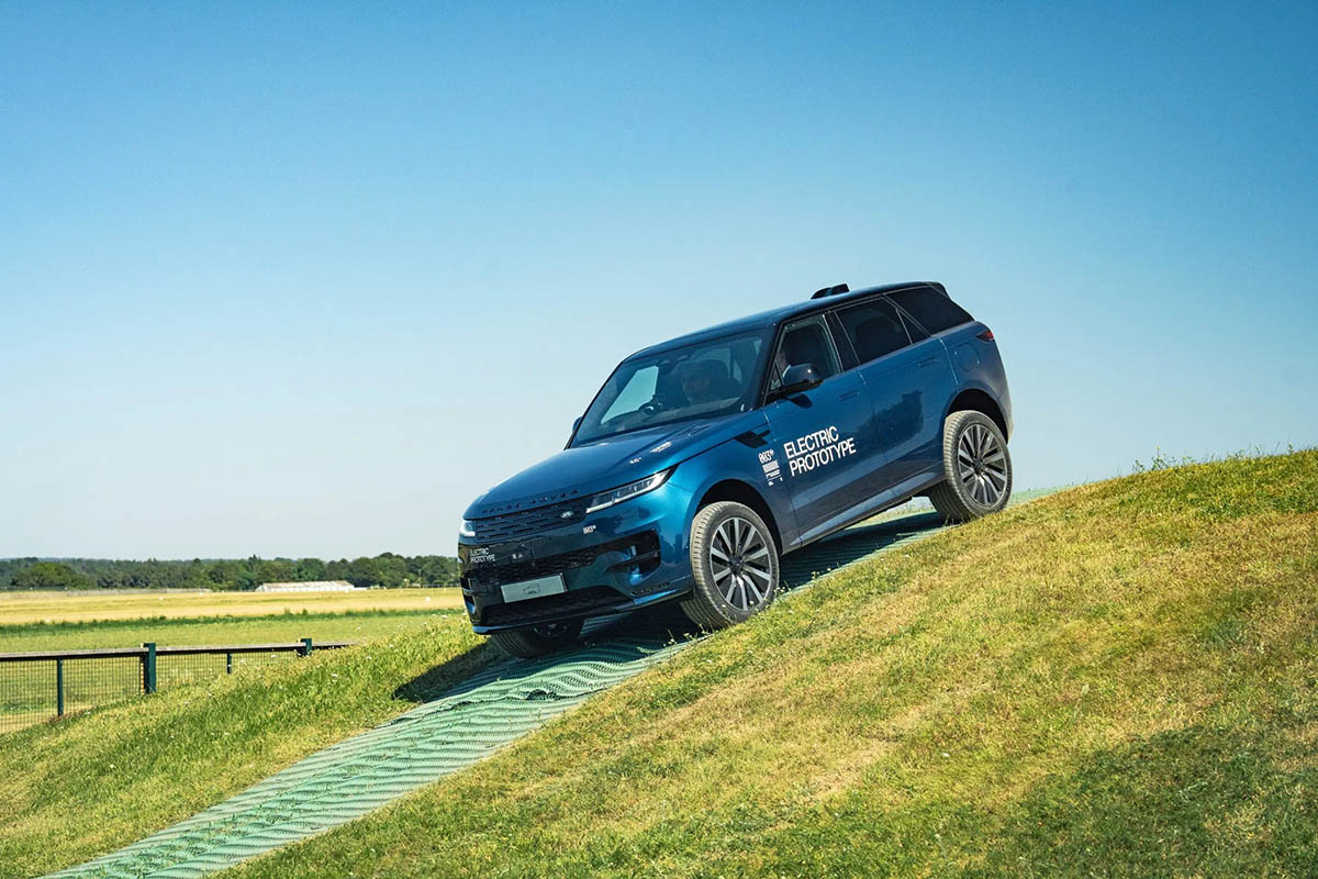 Range Rover Sport Electric Segera Meluncur, Tenaganya Diklaim Lebih Buas dari Sebelumnya