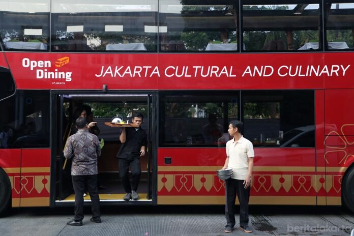 Transjakarta Punya Rute Wisata Baru, Open Top Tour Jakarta Batavia Manjakan Wisatawan Transjakarta Punya Rute Wisata Baru, Open Top Tour Jakarta Batavia Manjakan Wisatawan